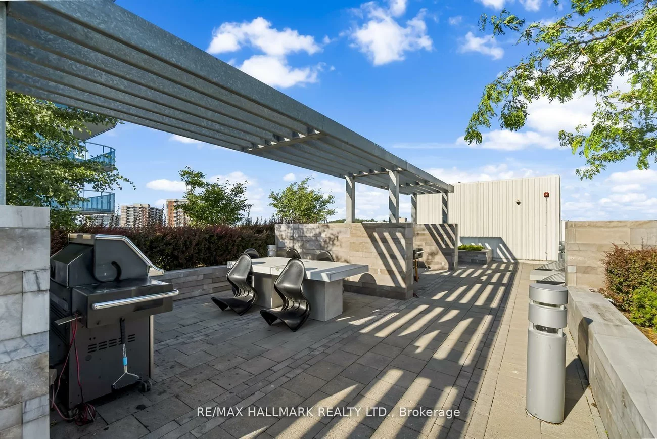 9471, Yonge, Observatory, Richmond Hill