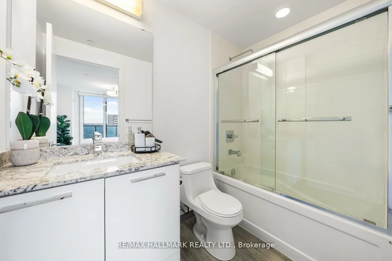 9471, Yonge, Observatory, Richmond Hill