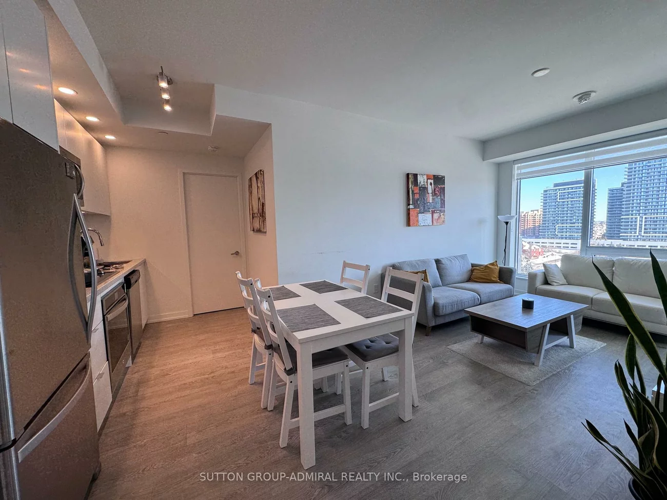 8868, Yonge, South Richvale, Richmond Hill