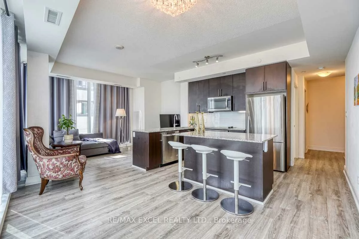 9608, Yonge, North Richvale, Richmond Hill