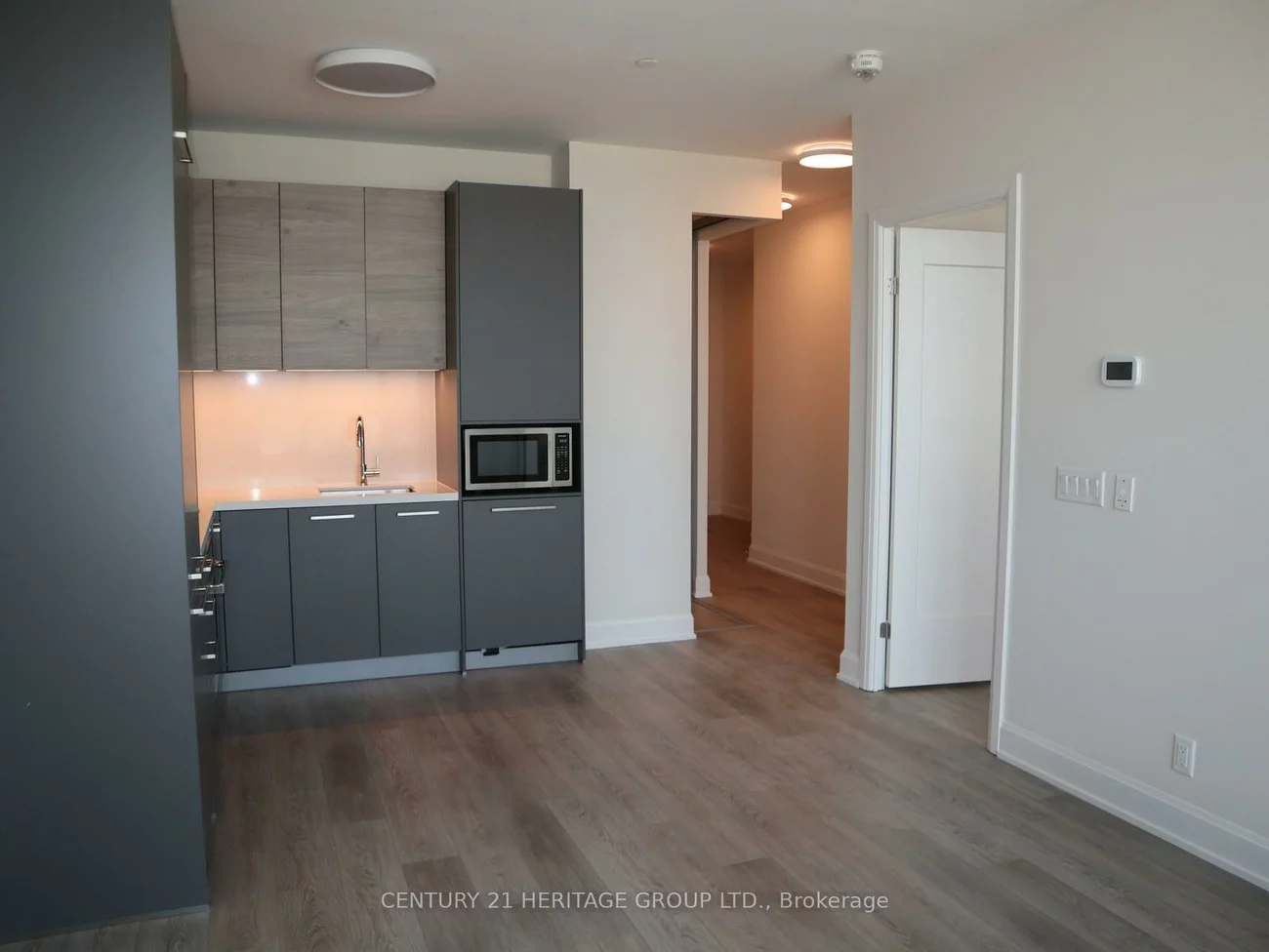 11211, Yonge, Devonsleigh, Richmond Hill