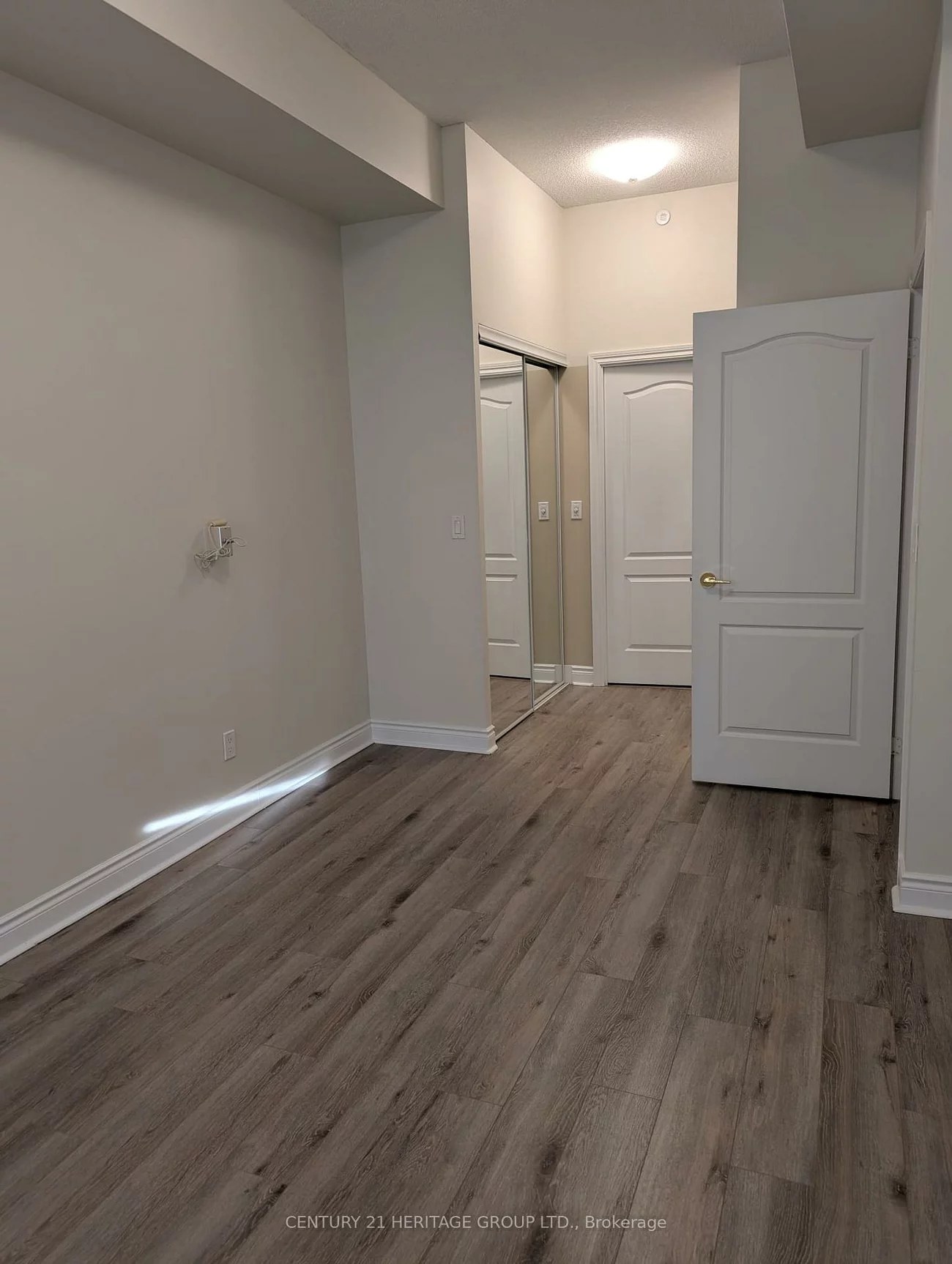 11211, Yonge, Devonsleigh, Richmond Hill