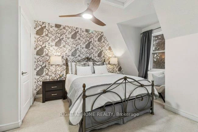 125, Hall, Mill Pond, Richmond Hill