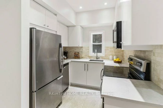 125, Hall, Mill Pond, Richmond Hill