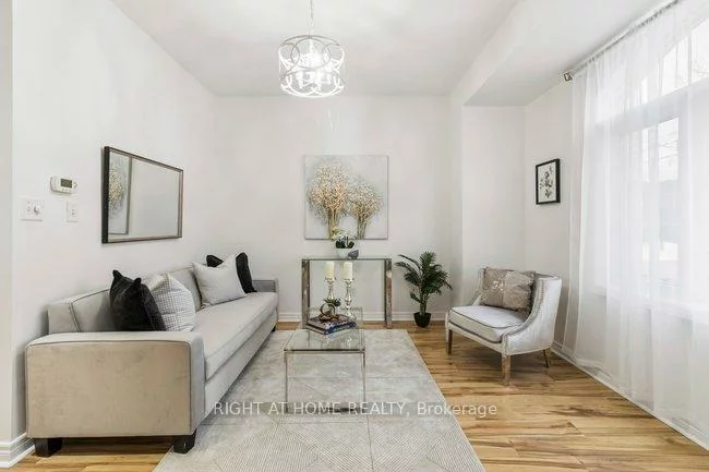 125, Hall, Mill Pond, Richmond Hill