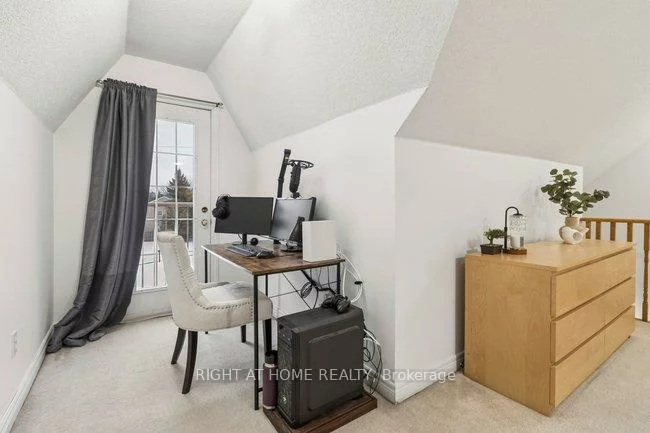 125, Hall, Mill Pond, Richmond Hill