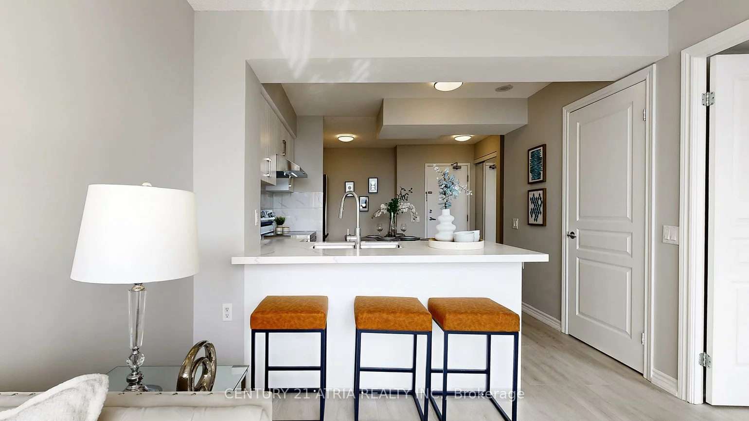 9015, Leslie, Beaver Creek Business Park, Richmond Hill