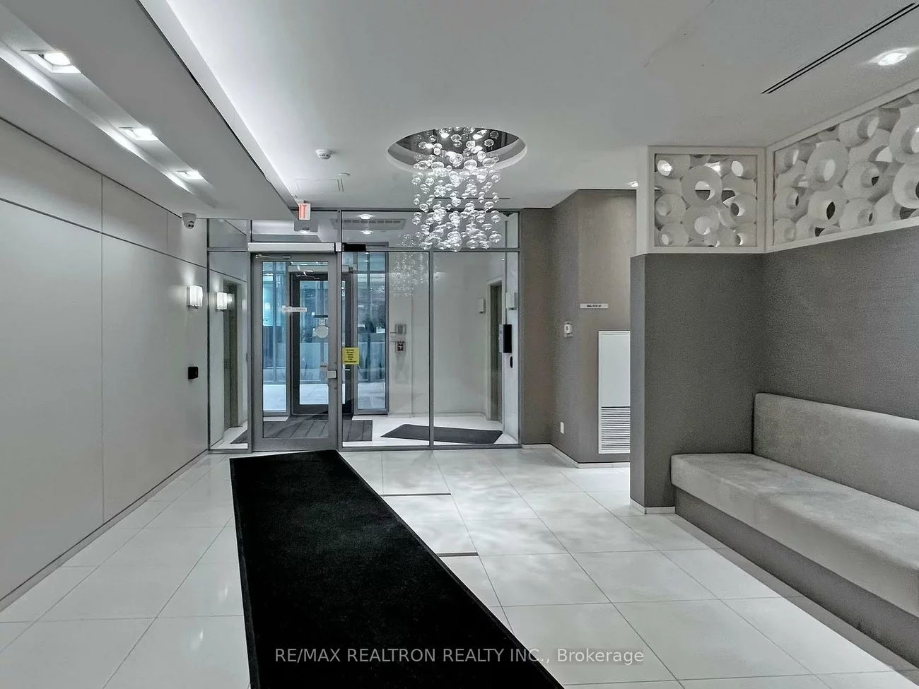 9088, Yonge, South Richvale, Richmond Hill