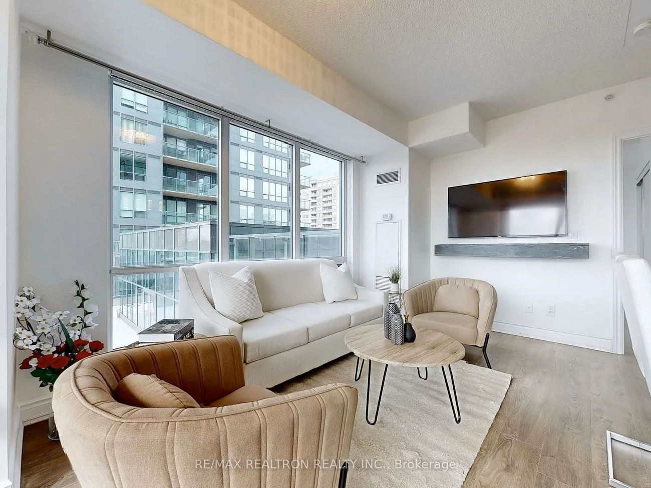 9088, Yonge, South Richvale, Richmond Hill