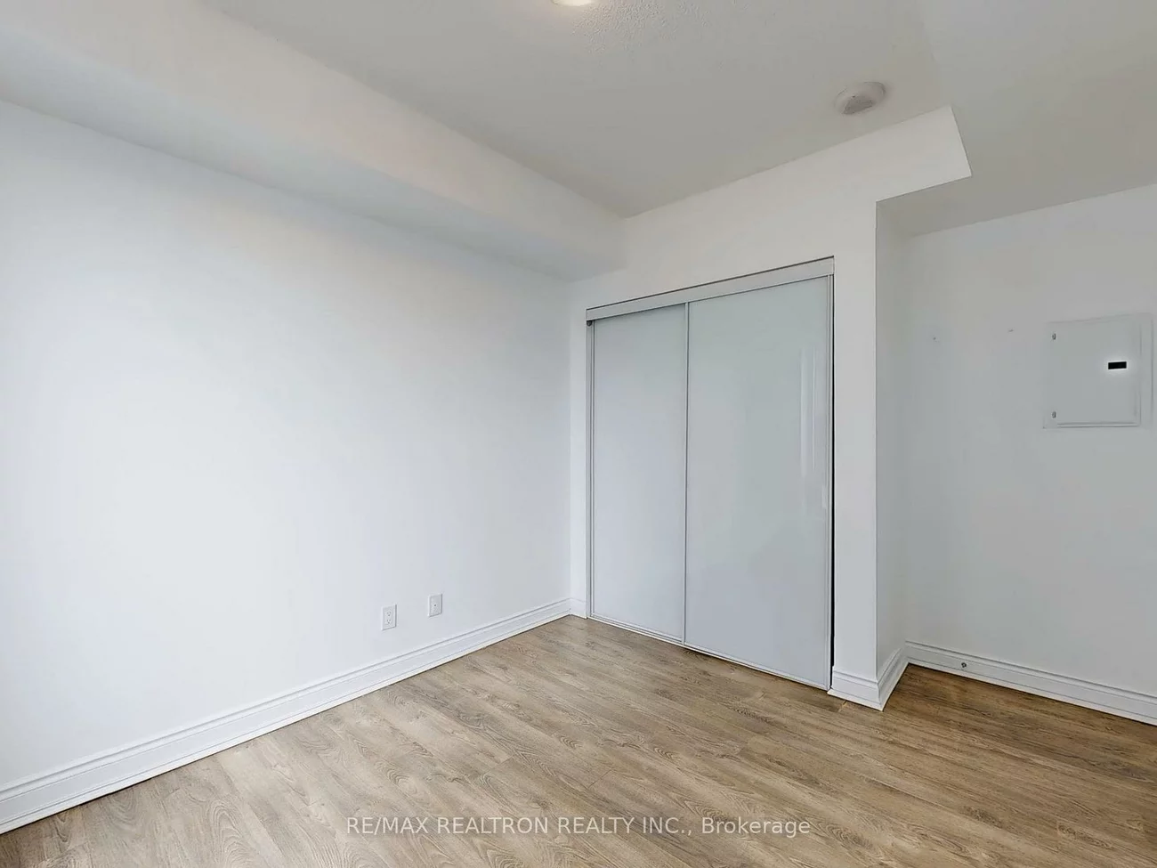 9088, Yonge, South Richvale, Richmond Hill