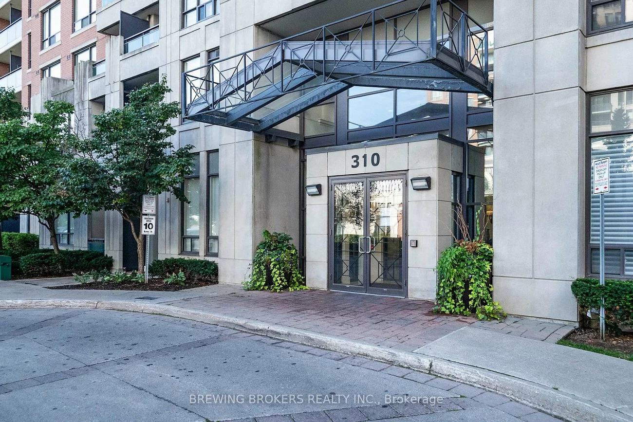 310, Red Maple, Langstaff, Richmond Hill