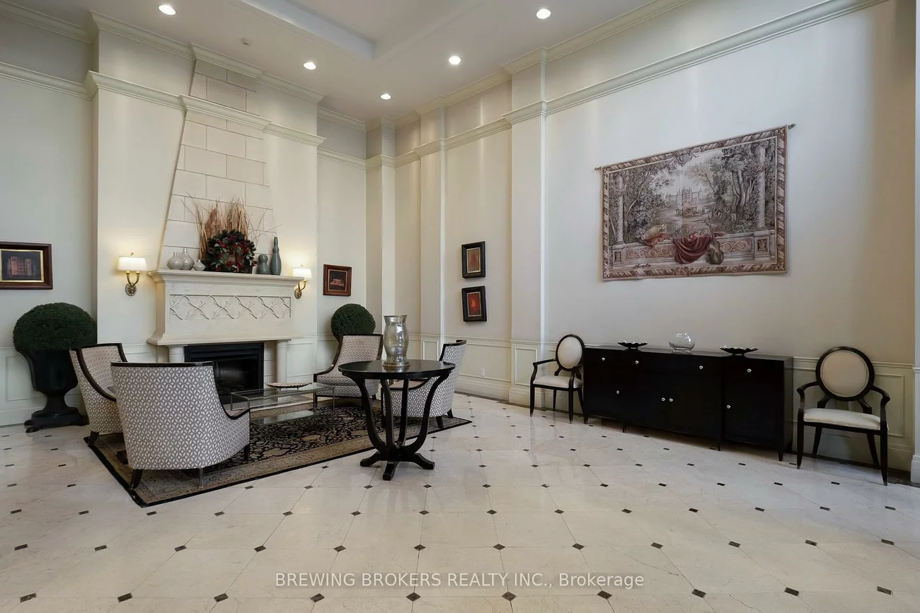 310, Red Maple, Langstaff, Richmond Hill