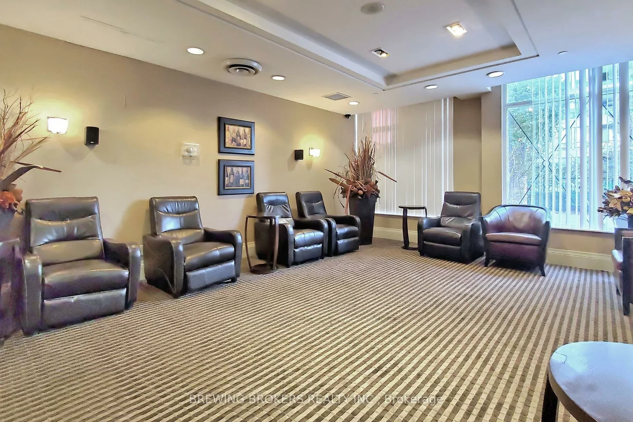 310, Red Maple, Langstaff, Richmond Hill