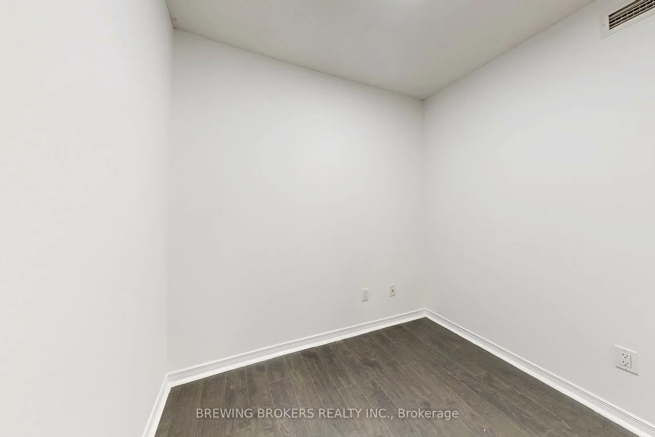 310, Red Maple, Langstaff, Richmond Hill