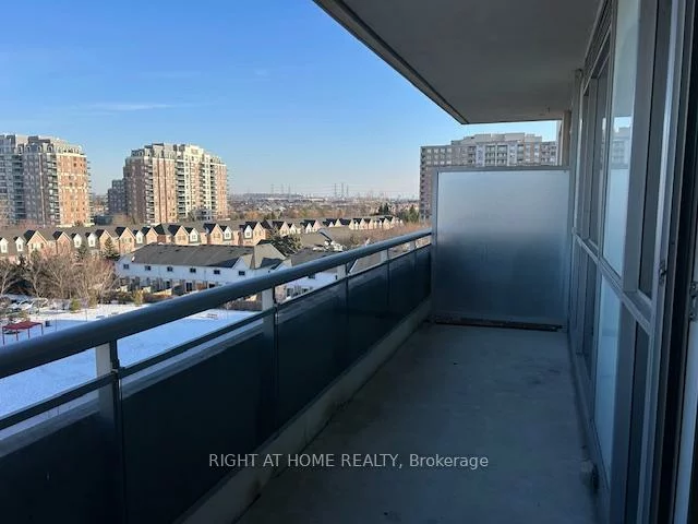 9205, Yonge, Langstaff, Richmond Hill