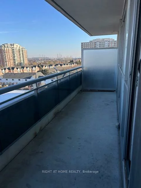 9205, Yonge, Langstaff, Richmond Hill