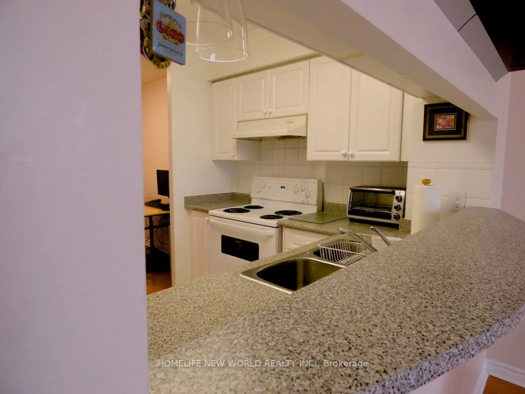 9015, Leslie, Beaver Creek Business Park, Richmond Hill