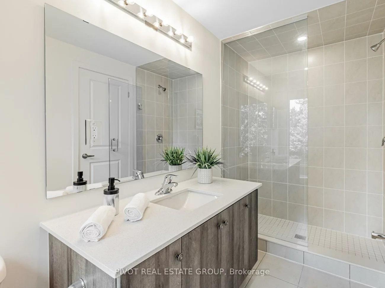 60, Elizabeth, Mill Pond, Richmond Hill