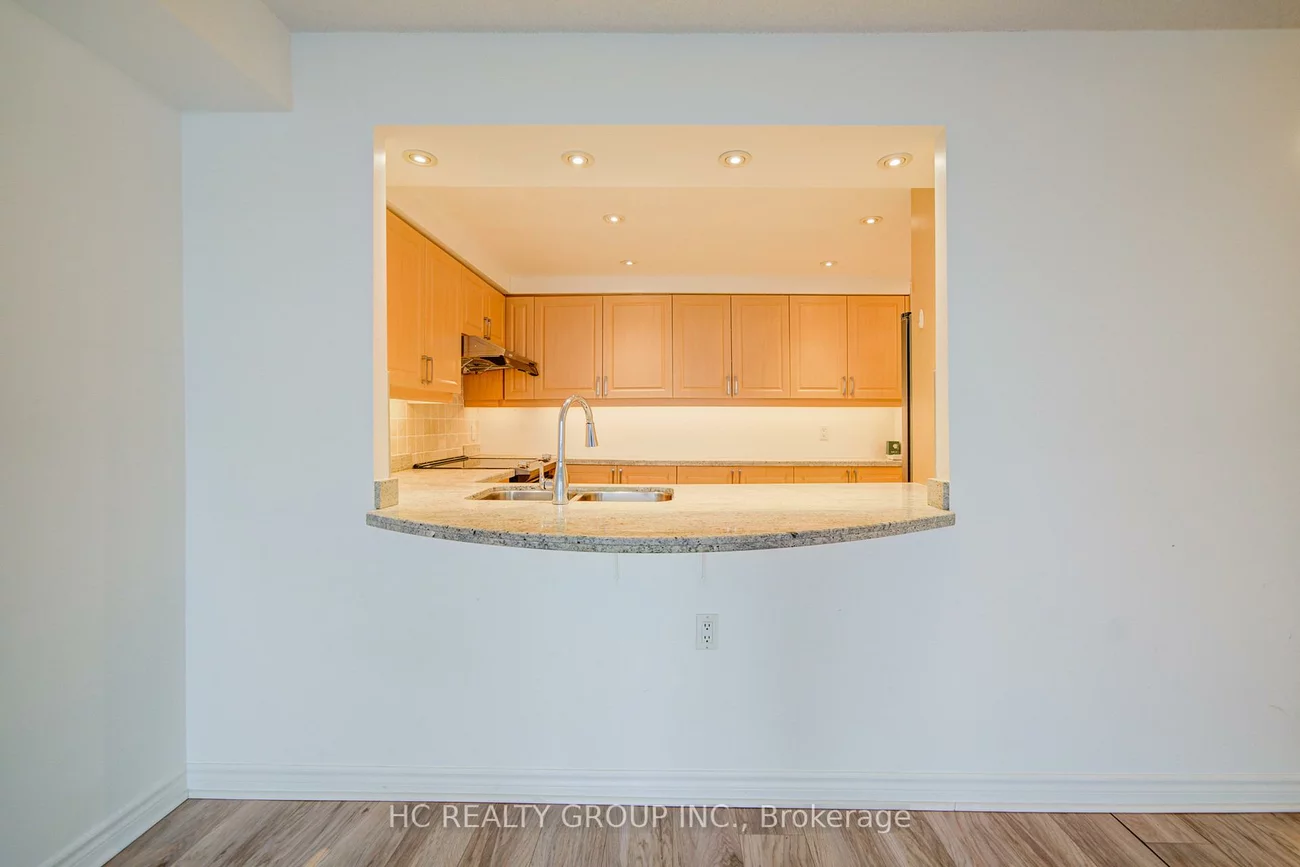 9015, Leslie, Beaver Creek Business Park, Richmond Hill