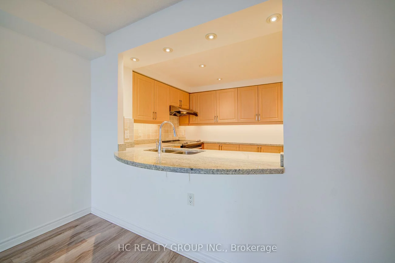 9015, Leslie, Beaver Creek Business Park, Richmond Hill