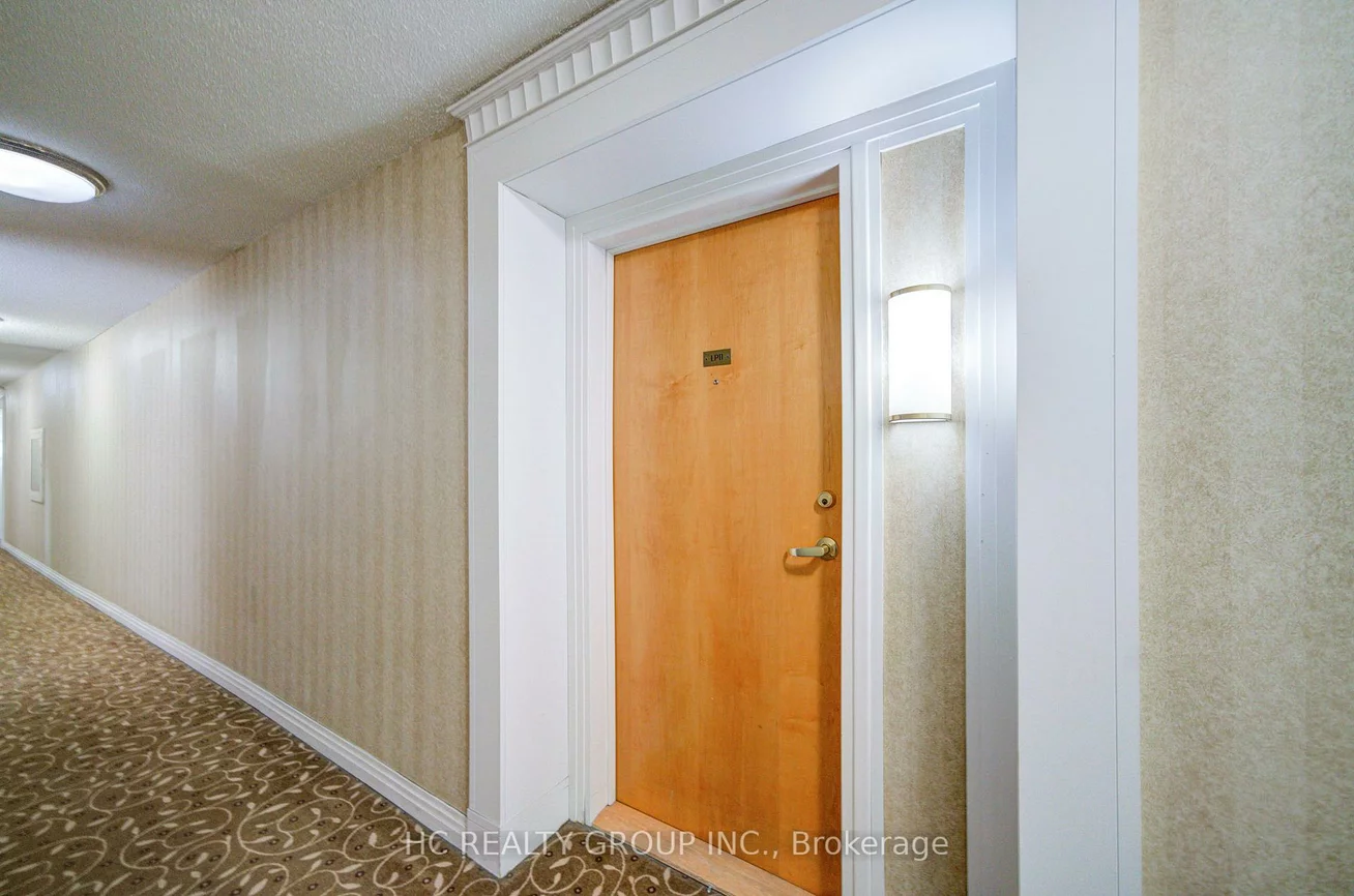 9015, Leslie, Beaver Creek Business Park, Richmond Hill