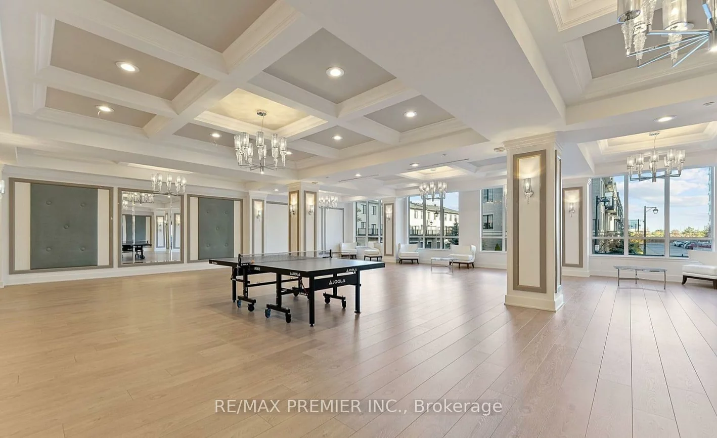 372, Highway 7, Doncrest, Richmond Hill