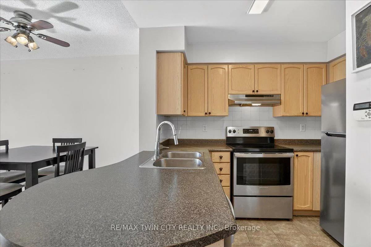 23, Oneida, Langstaff, Richmond Hill