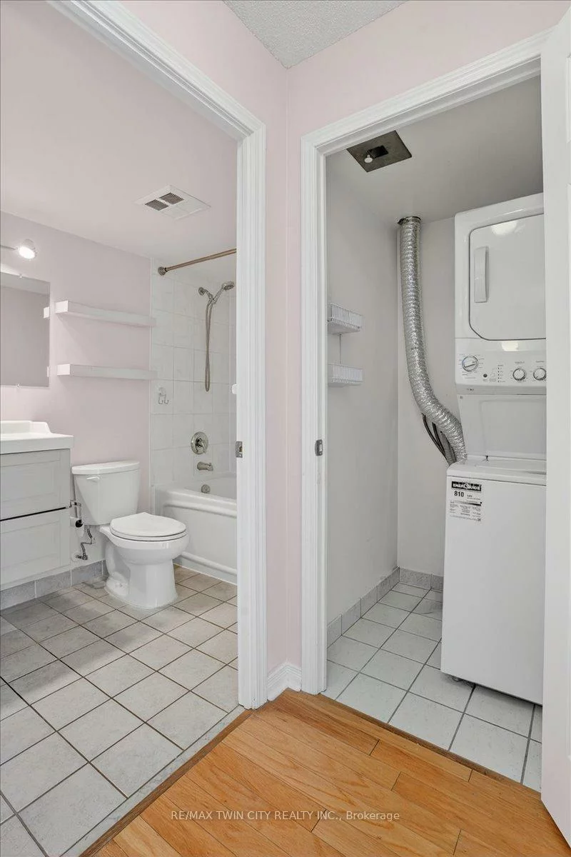 23, Oneida, Langstaff, Richmond Hill