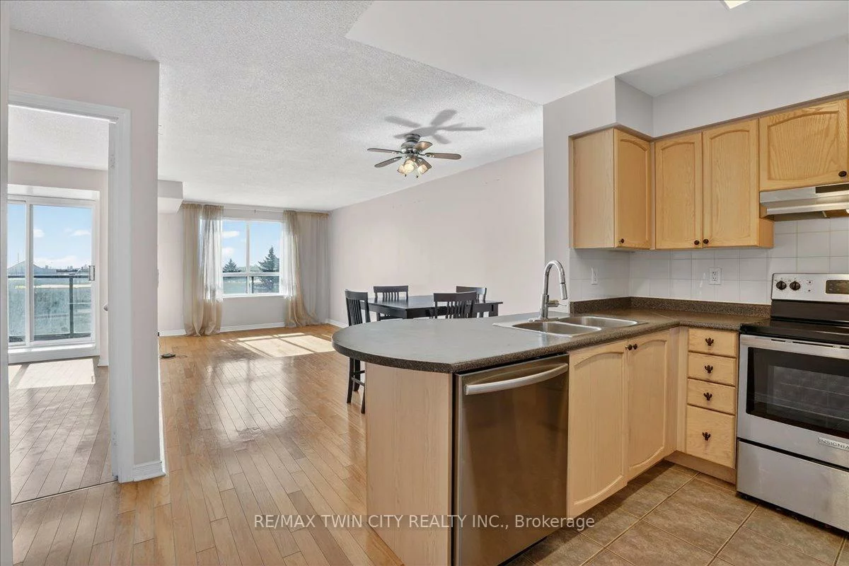 23, Oneida, Langstaff, Richmond Hill