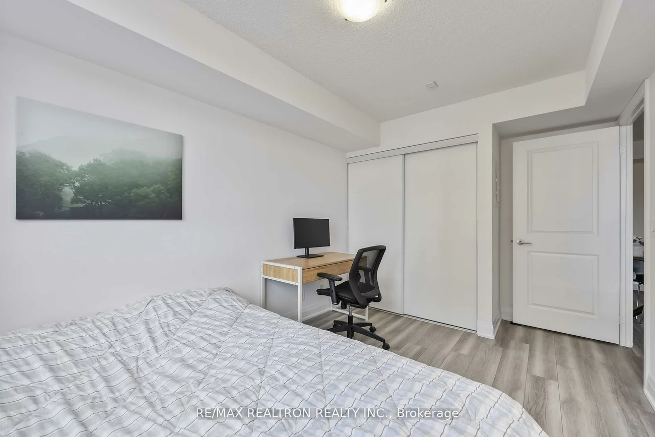 372, Highway 7, Doncrest, Richmond Hill