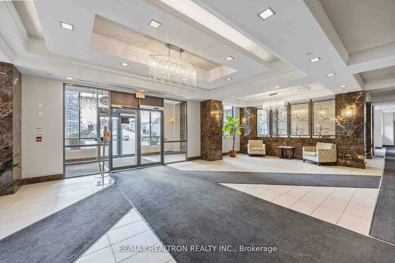 372, Highway 7, Doncrest, Richmond Hill