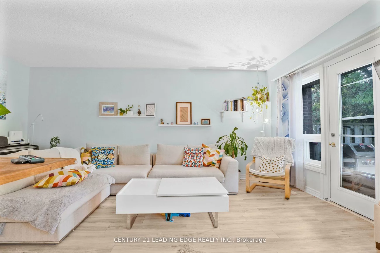 40, Castle Rock, North Richvale, Richmond Hill