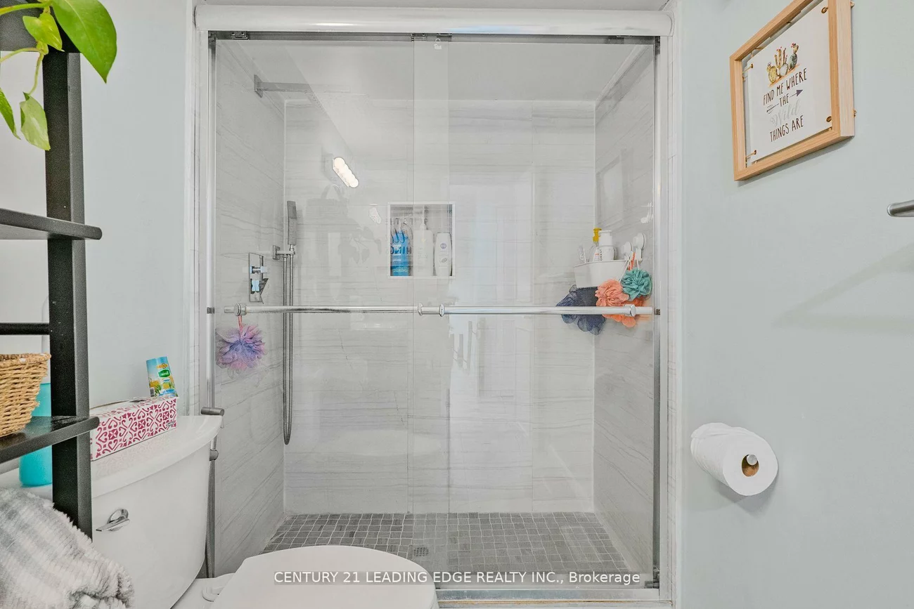 40, Castle Rock, North Richvale, Richmond Hill