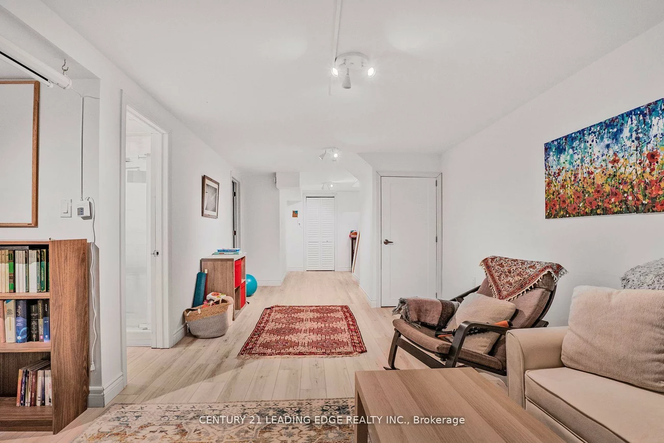 40, Castle Rock, North Richvale, Richmond Hill