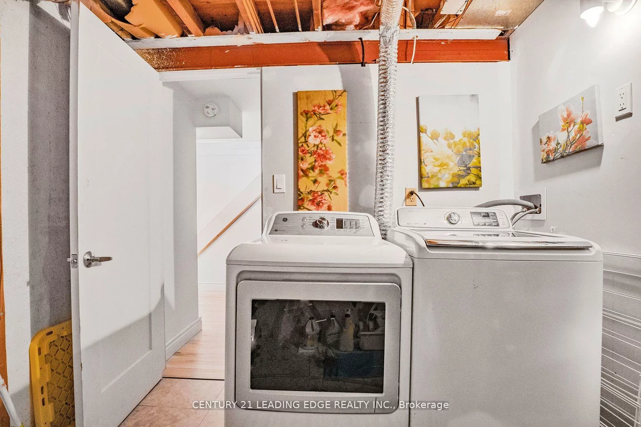 40, Castle Rock, North Richvale, Richmond Hill