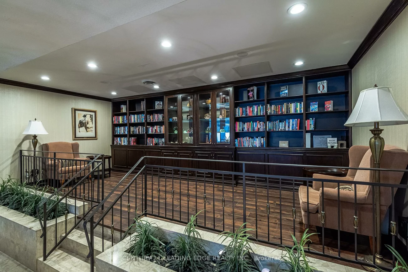 33, Weldrick, Observatory, Richmond Hill