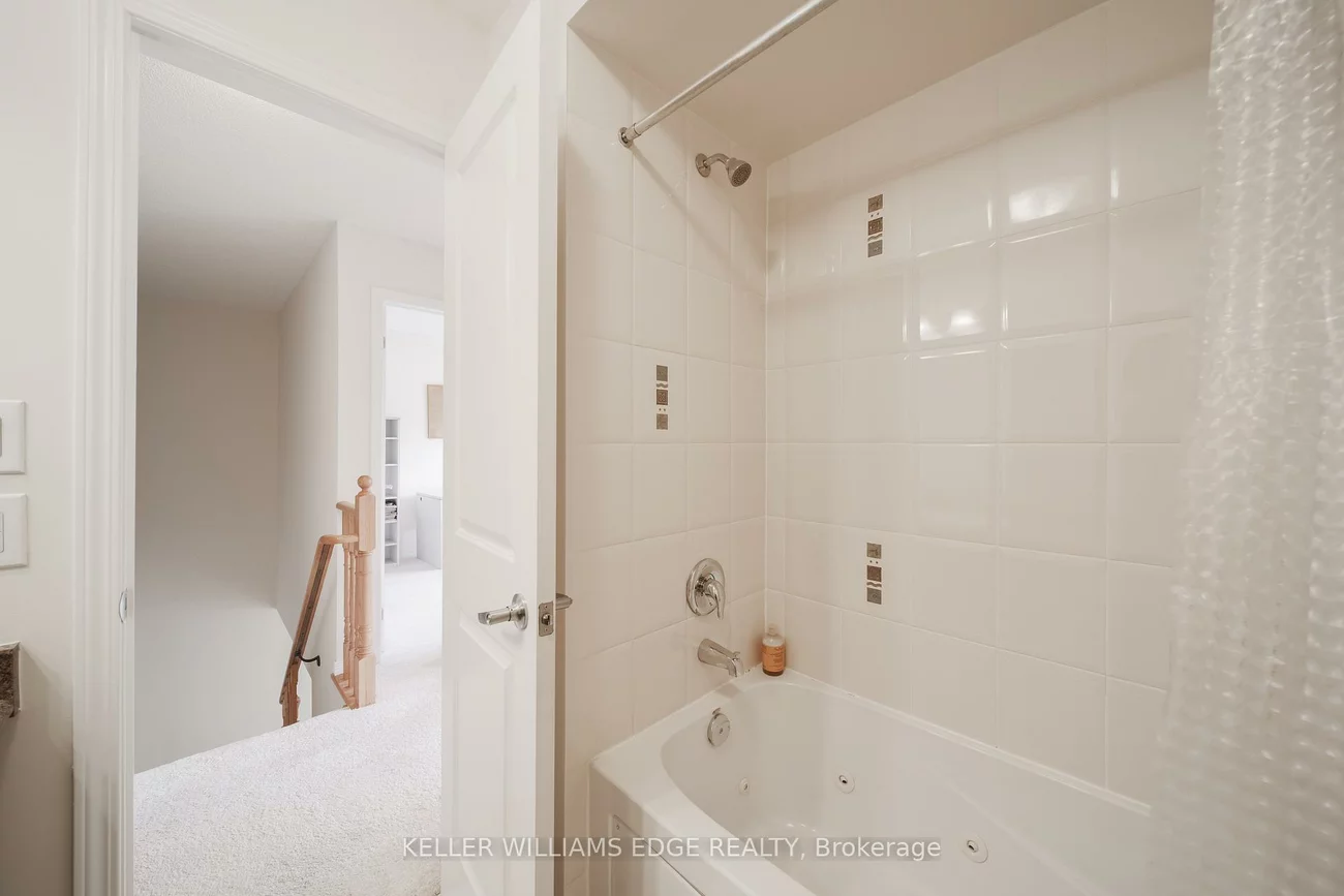 43, Ormerod, Devonsleigh, Richmond Hill