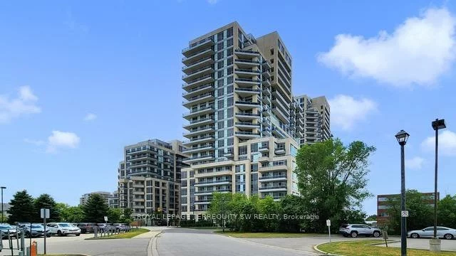 9205, Yonge, Langstaff, Richmond Hill