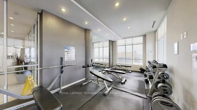 9205, Yonge, Langstaff, Richmond Hill