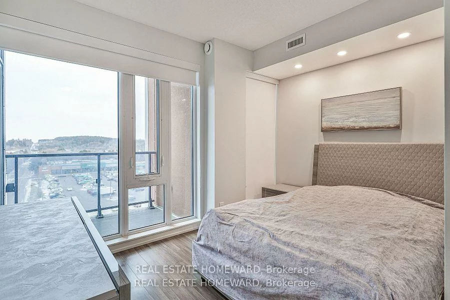 9600, Yonge, North Richvale, Richmond Hill