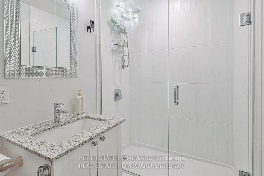 9600, Yonge, North Richvale, Richmond Hill