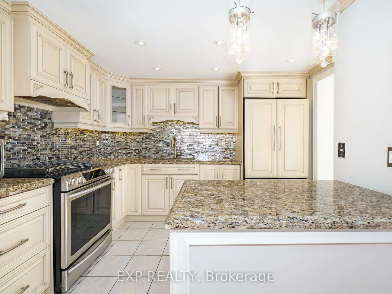 30, Harding, North Richvale, Richmond Hill