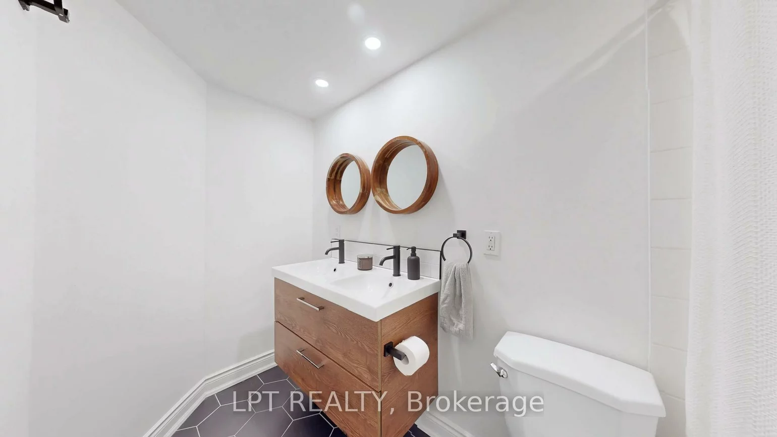 75, Weldrick, Observatory, Richmond Hill