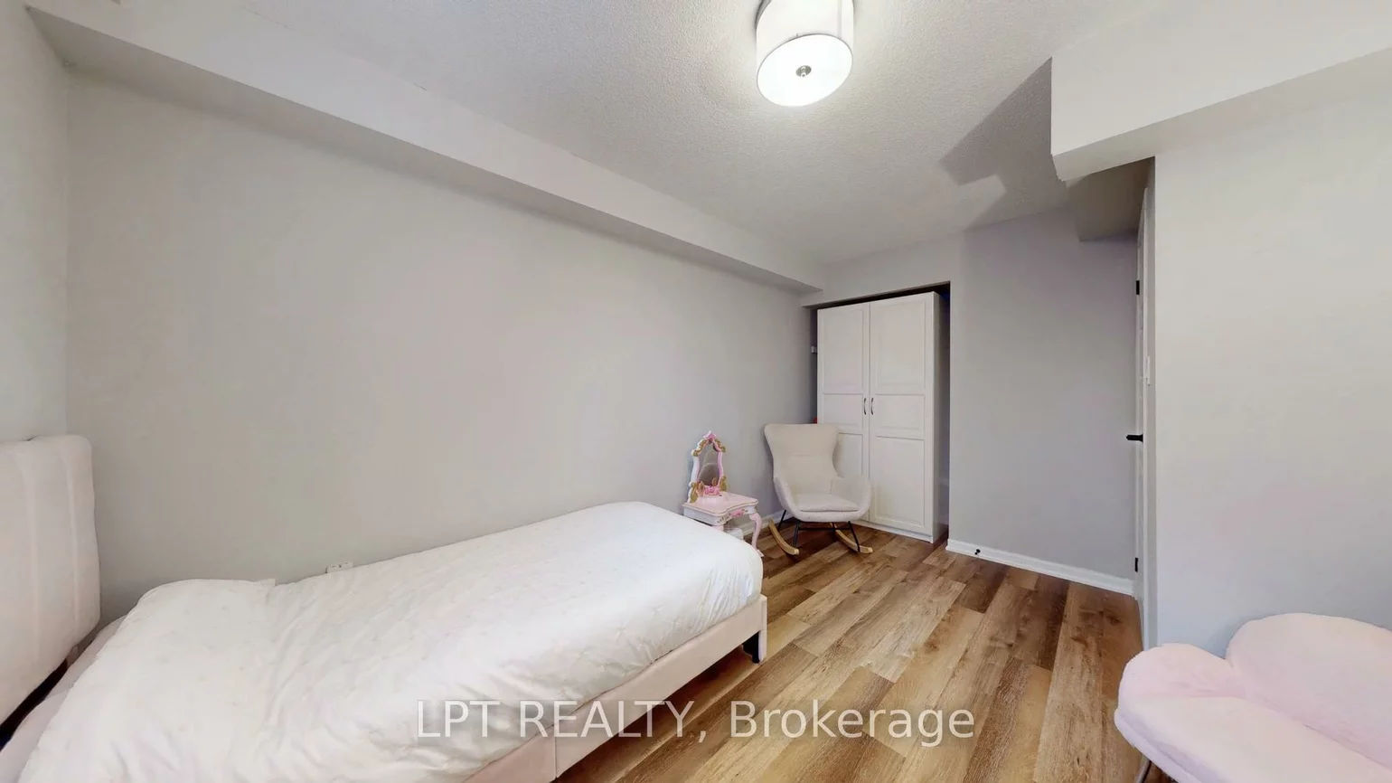 75, Weldrick, Observatory, Richmond Hill