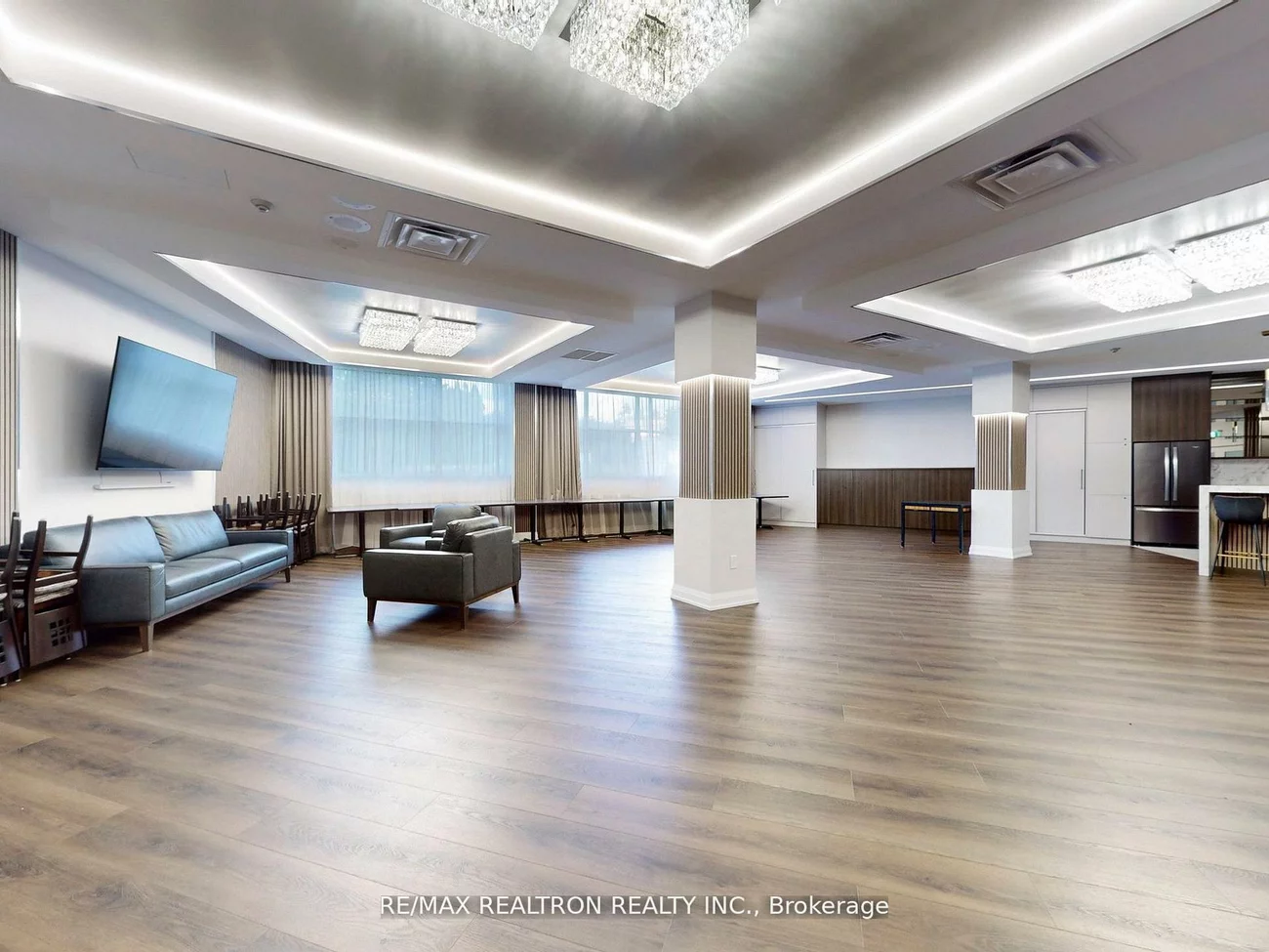 40, Harding, North Richvale, Richmond Hill