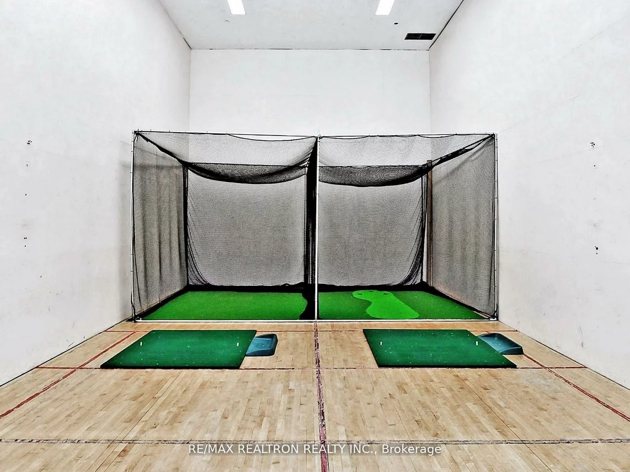 40, Harding, North Richvale, Richmond Hill