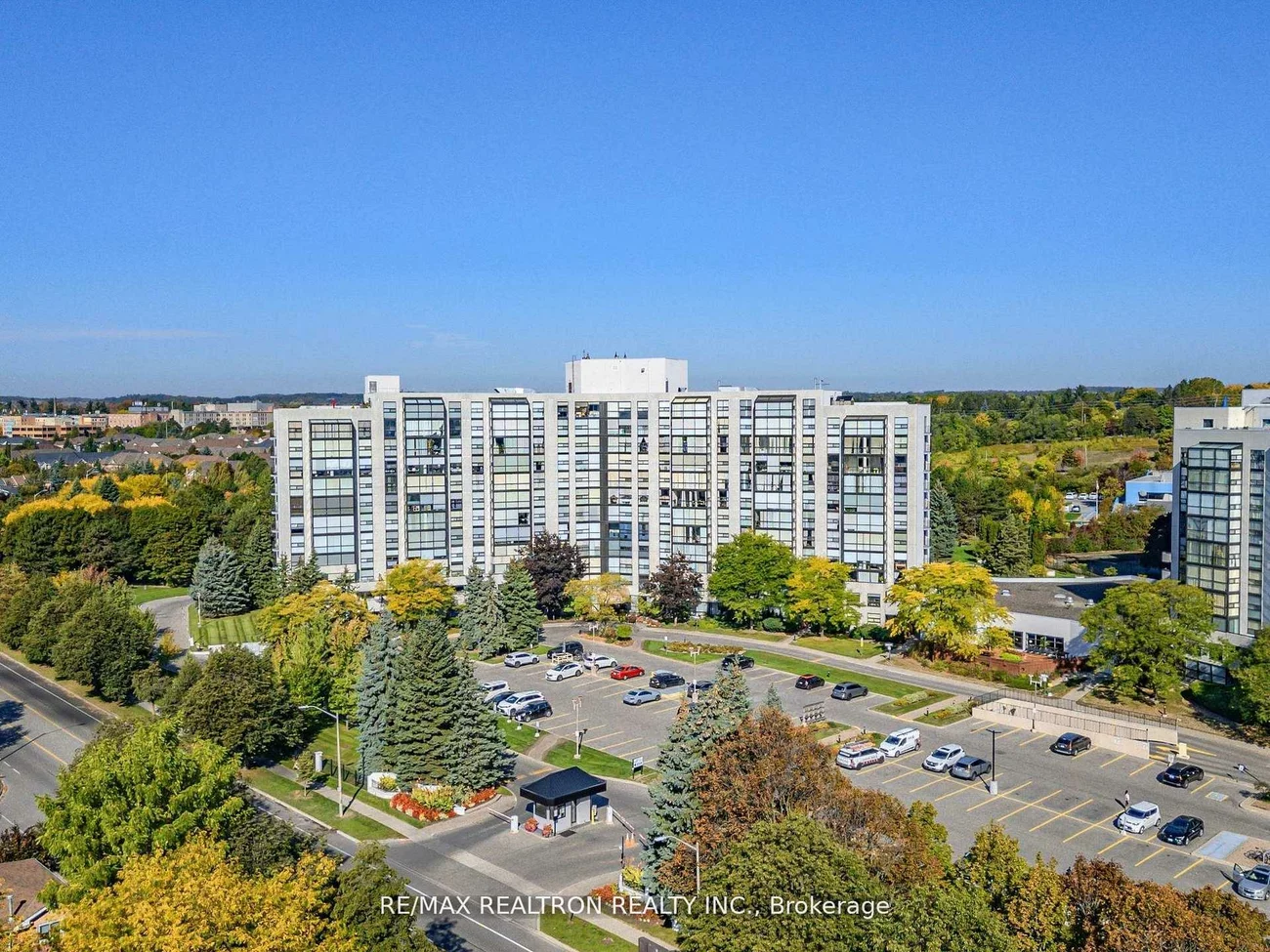 40, Harding, North Richvale, Richmond Hill