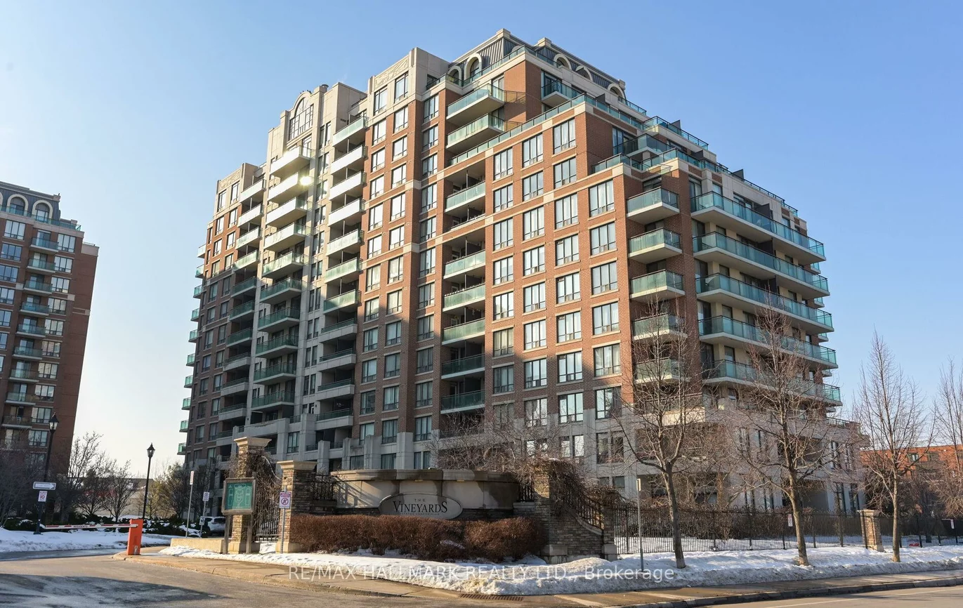 350, Red Maple, Langstaff, Richmond Hill