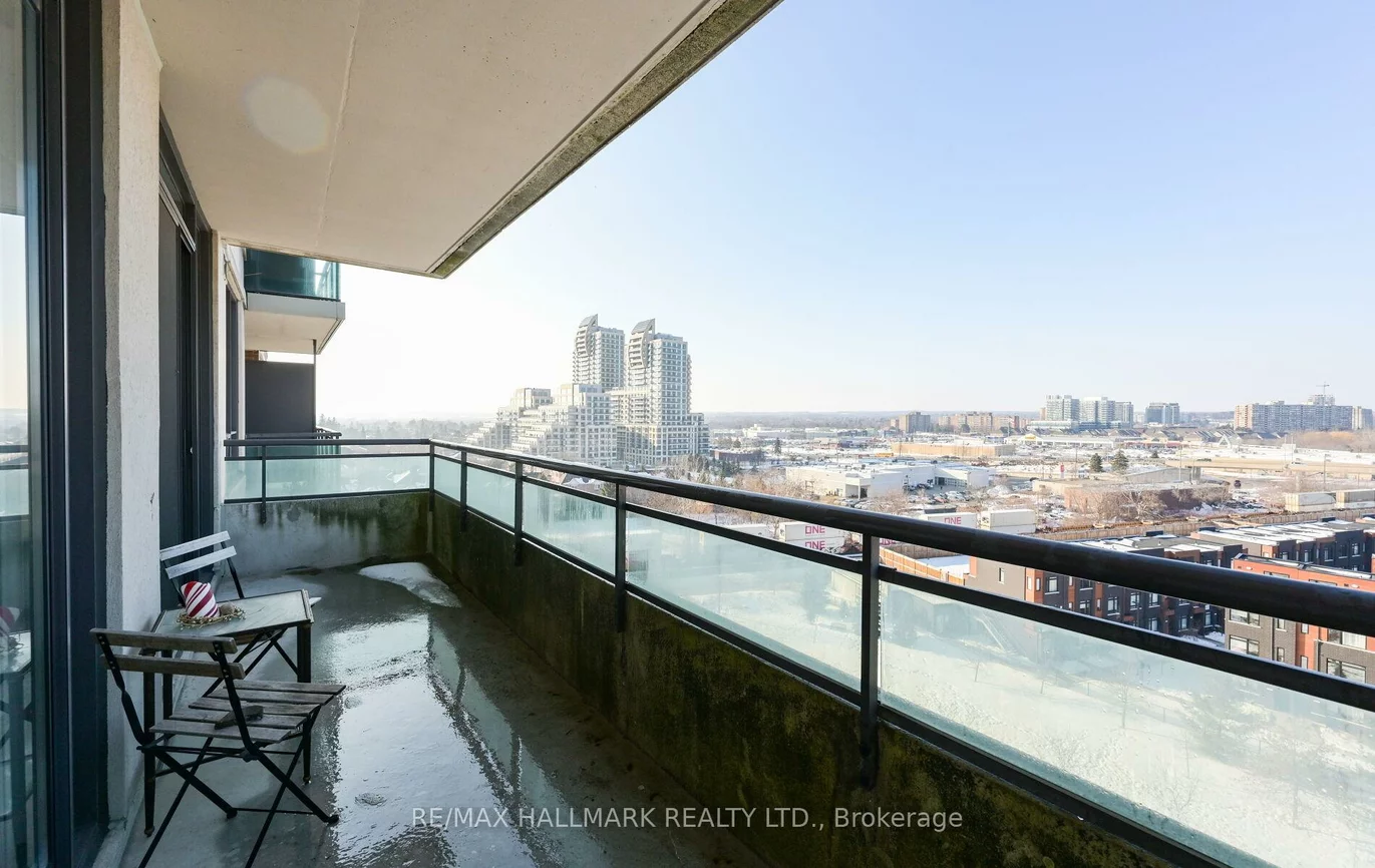 350, Red Maple, Langstaff, Richmond Hill