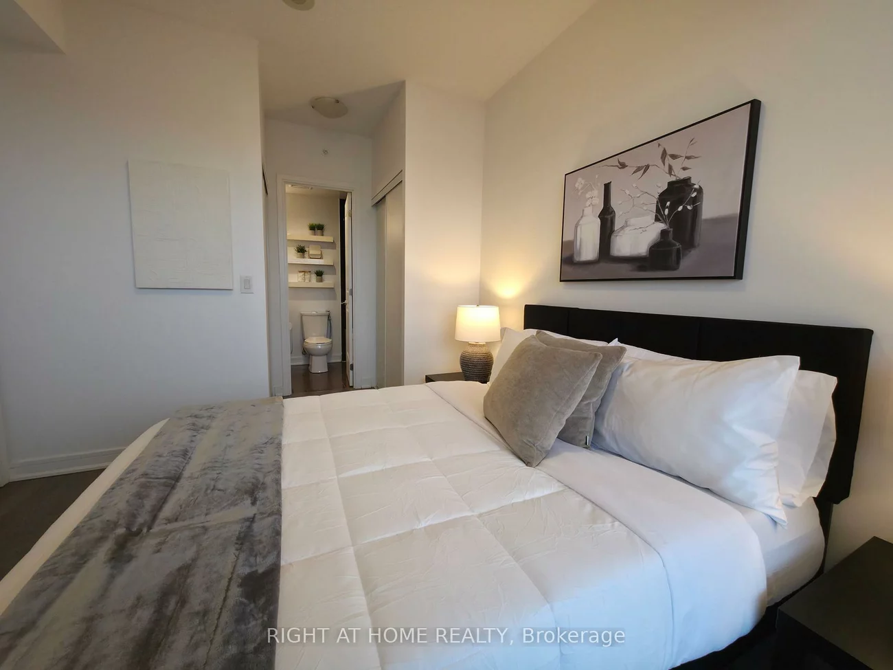 9205, Yonge, Langstaff, Richmond Hill